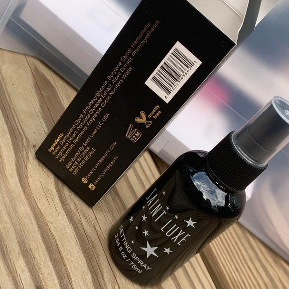 Saint Luxe Setting Spray - Picture 2 of 3